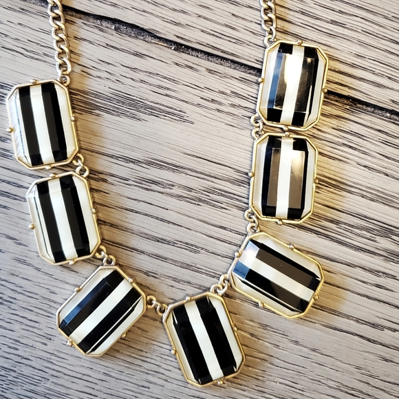 Cookie Lee Necklace - Picture 2 of 5